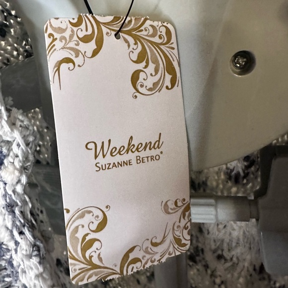 Suzanne Betro Black and White Cap Sleeve Boxy Sweater - Picture 5 of 7